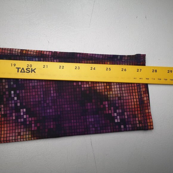 Reebok Ladies Size Large Multi Colored Ankle Length Active Leggings - Picture 8 of 8